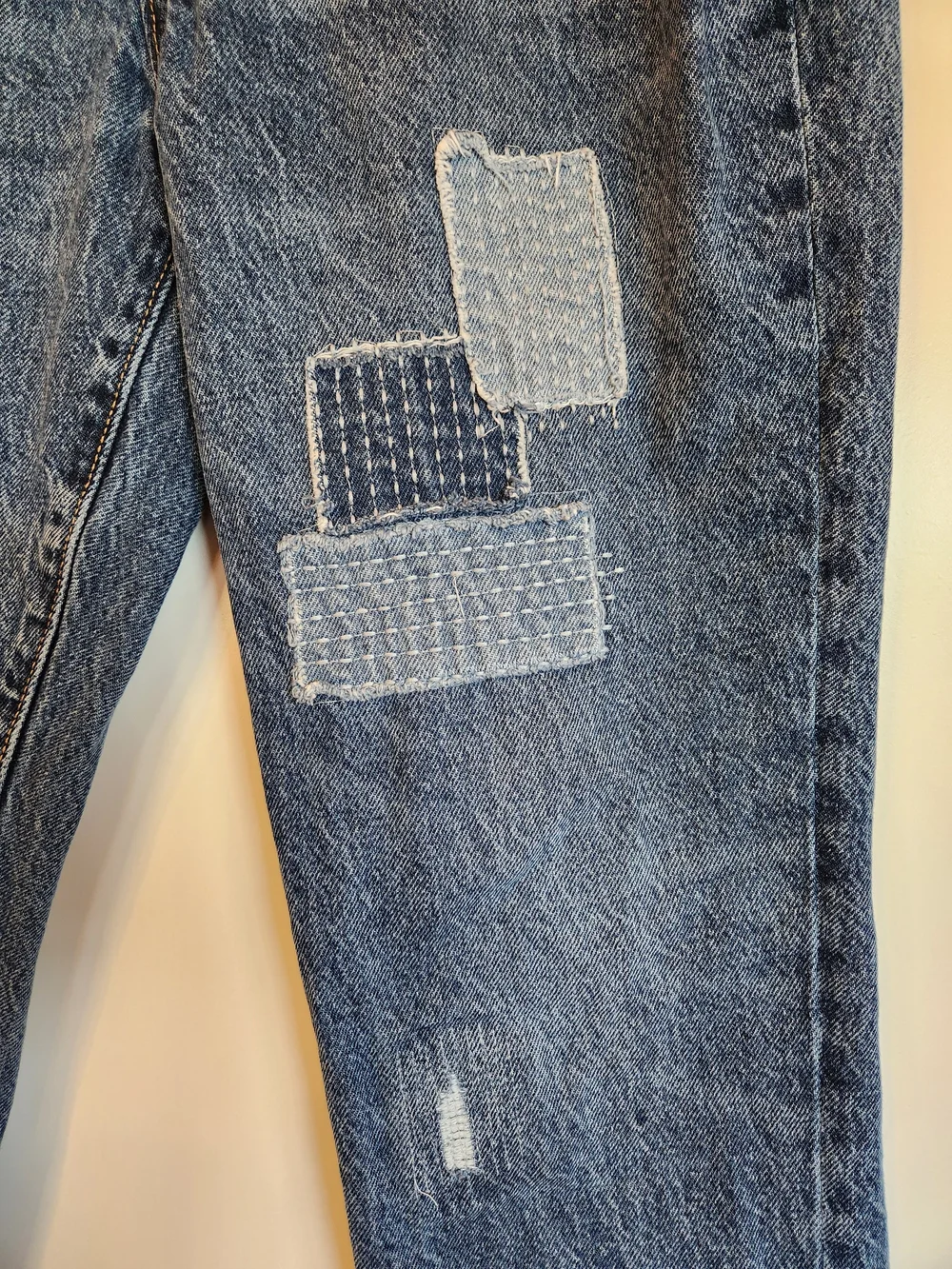 Old Navy Extra High Waisted Button Fly OG Straight Patchwork Jeans Size 10 Taper - Picture 6 of 15